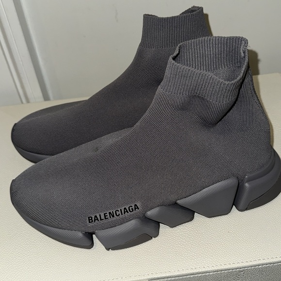 Brand new, never worn, 100% authentic Balenciaga men speed trainers - Picture 3 of 7